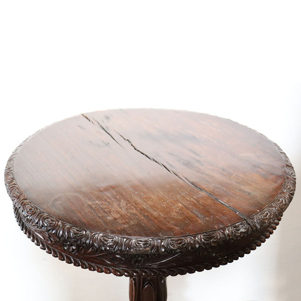Small Anglo Indian William IV Rosewood Round Tilt-Top Pedestal Side Table