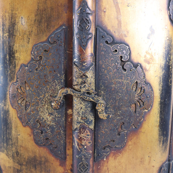 Japanese Gilt and Black Lacquer Altar Cabinet Buddhist Shrine (Butsudan)