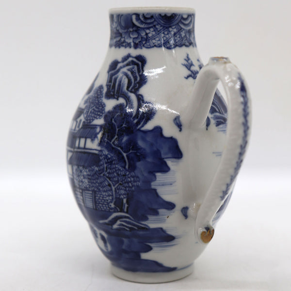 Chinese Export Qianlong Porcelain Blue and White Sparrow Beak Jug