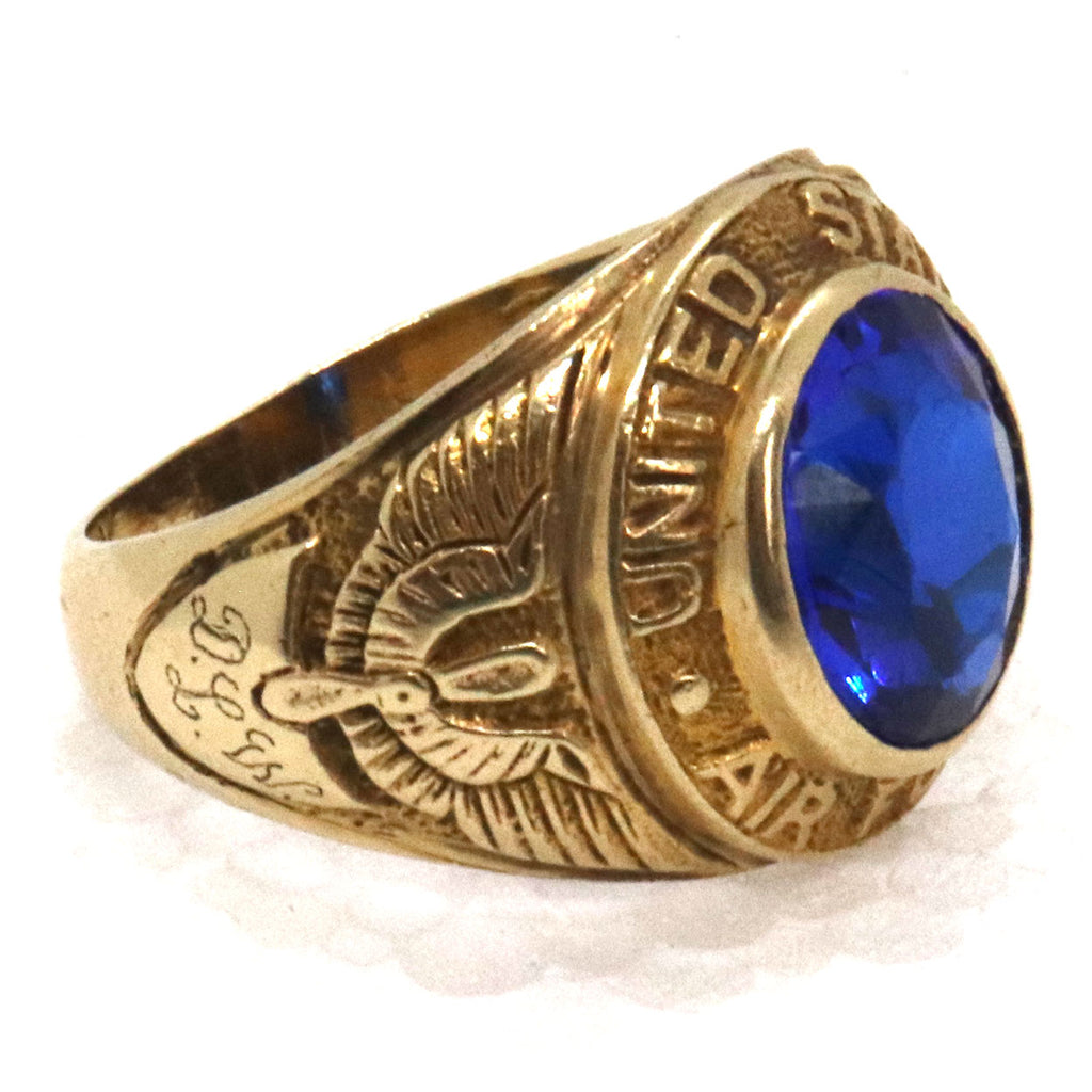 Vintage American 10 Karat Yellow Gold United States Air Force Class Ring