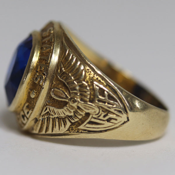 Vintage American 10 Karat Yellow Gold United States Air Force Class Ring